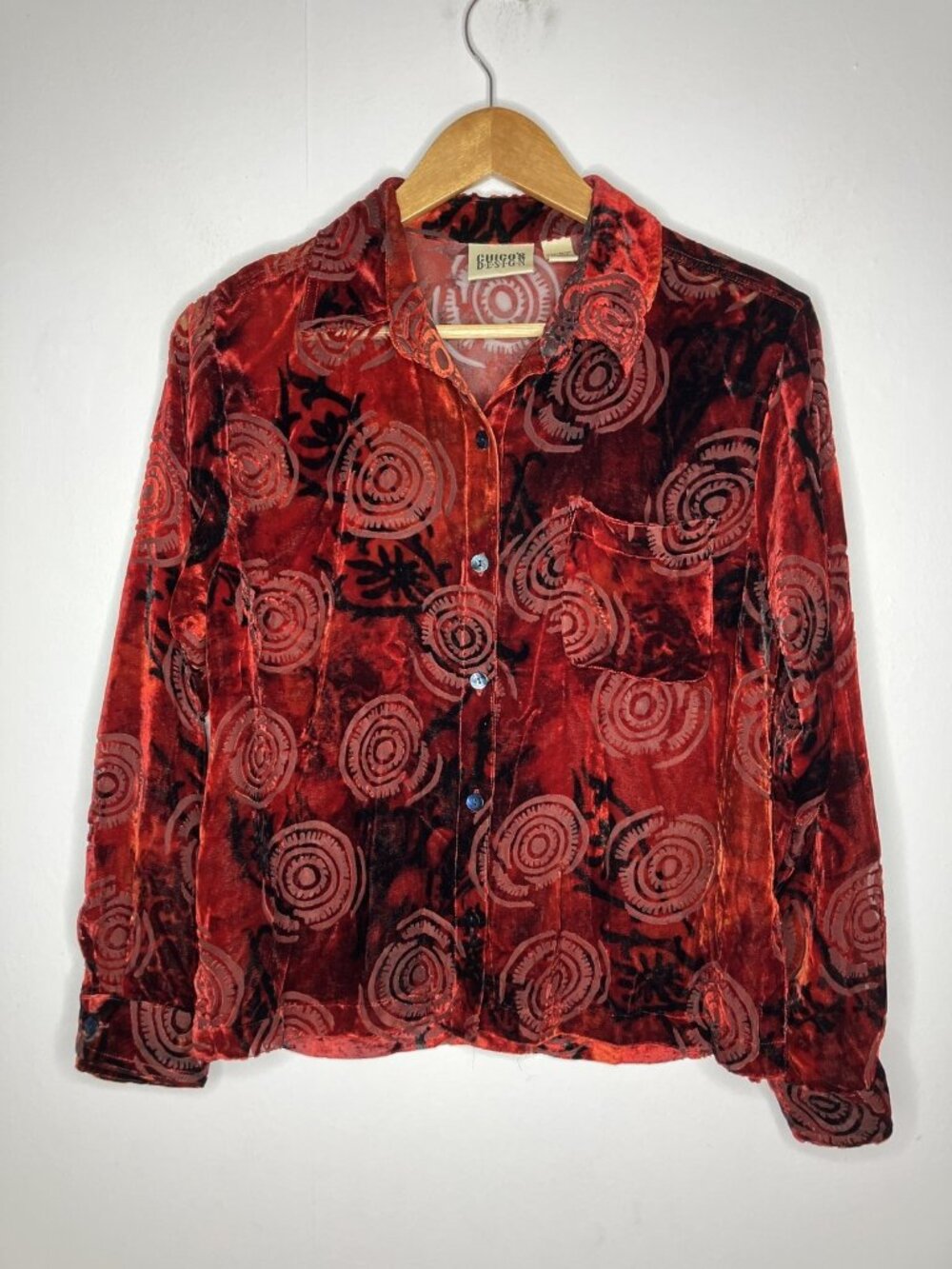 Chico's Design Red Burnout Velvet Button-Up Blouse Top Size 1 (M/L) Rayon Silk